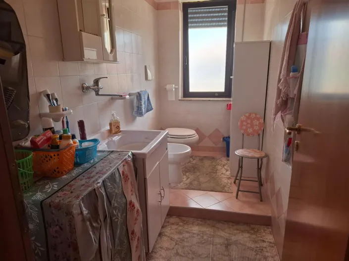 Image No.10-3 Bed Apartment for sale