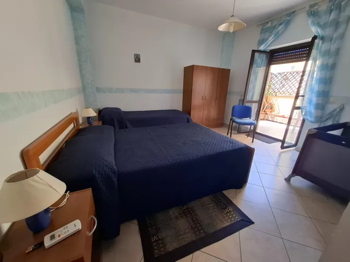 Image No.12-3 Bed Apartment for sale