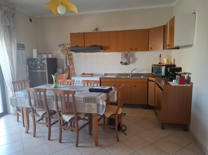 Image No.21-3 Bed Apartment for sale