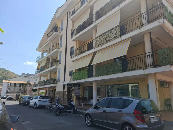 Image No.26-3 Bed Apartment for sale