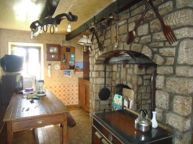 Image No.5-2 Bed House for sale