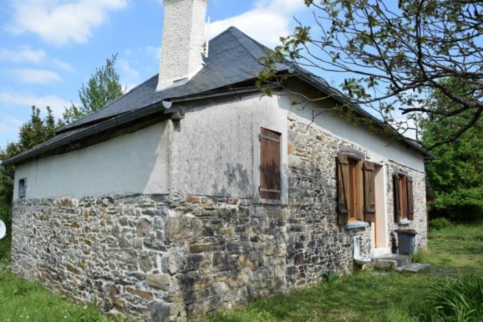 Image No.2-2 Bed Country House for sale