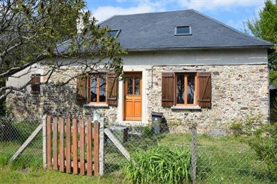 2 Bed Country House for sale