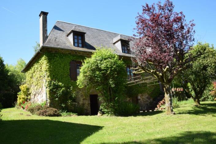 Image No.1-Propriété de pays de 5 chambres à vendre à Arnac-Pompadour