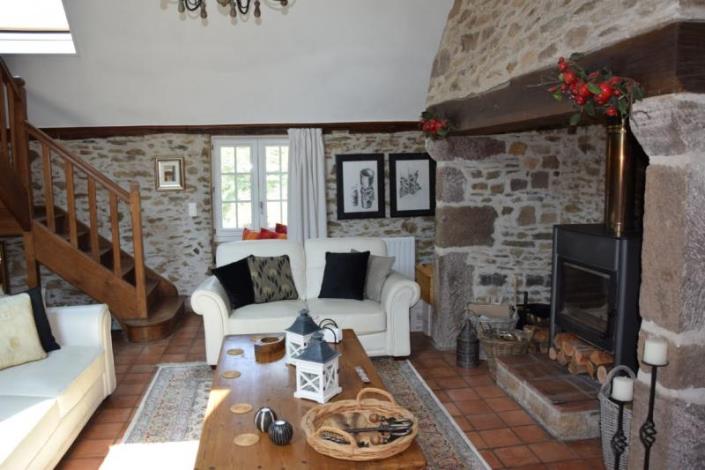 Image No.12-3 Bed Country House for sale