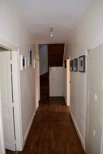 Image No.8-3 Bed House for sale