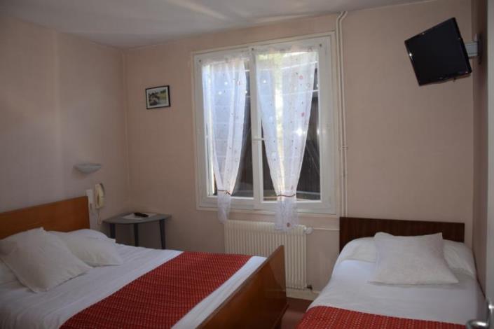 Image No.9-Un hôtel de 11 chambres à vendre à Arnac-Pompadour