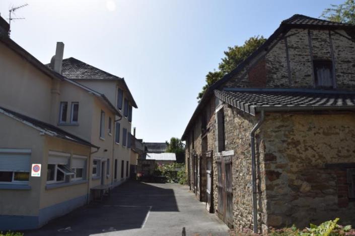 Image No.12-Un hôtel de 11 chambres à vendre à Arnac-Pompadour