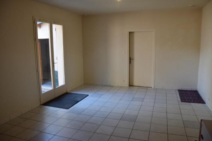 Image No.10-Maison de village de 2 chambres à vendre à Saint-Bonnet-la-Rivière