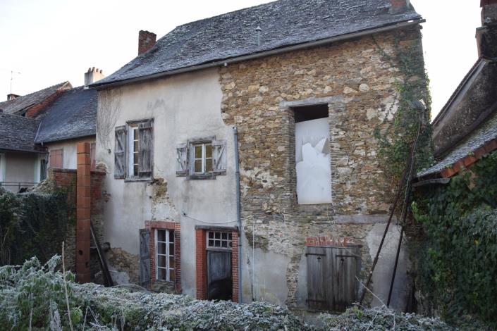 Image No.2-5 Bed Village House for sale