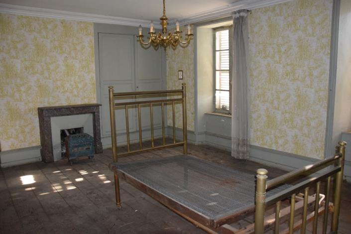 Image No.8-5 Bed Village House for sale