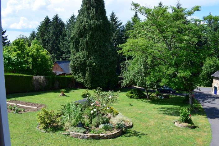 Image No.13-4 Bed Village House for sale