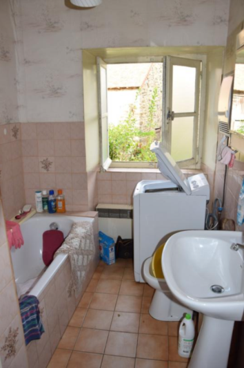 Image No.12-Ferme de 3 chambres à vendre à Lubersac