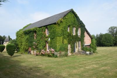 Ferme de 2 chambres à vendre à Arnac-Pompadour