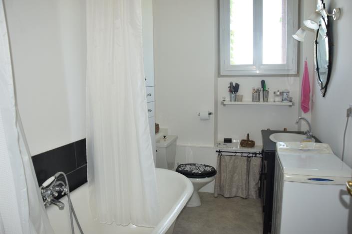 Image No.10-Ferme de 2 chambres à vendre à Arnac-Pompadour