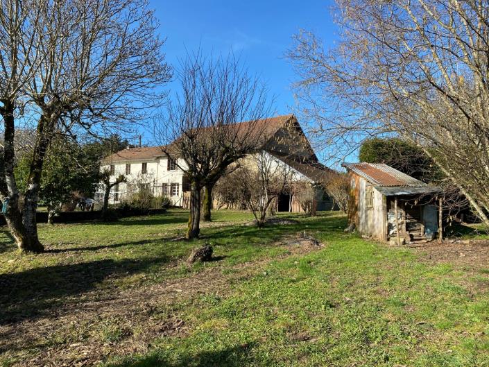 Image No.8-6 Bed Country Property for sale