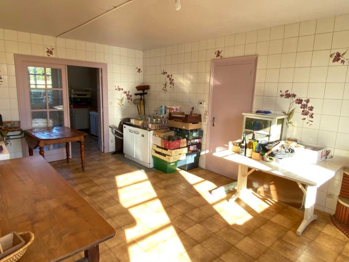 Image No.13-6 Bed Country Property for sale