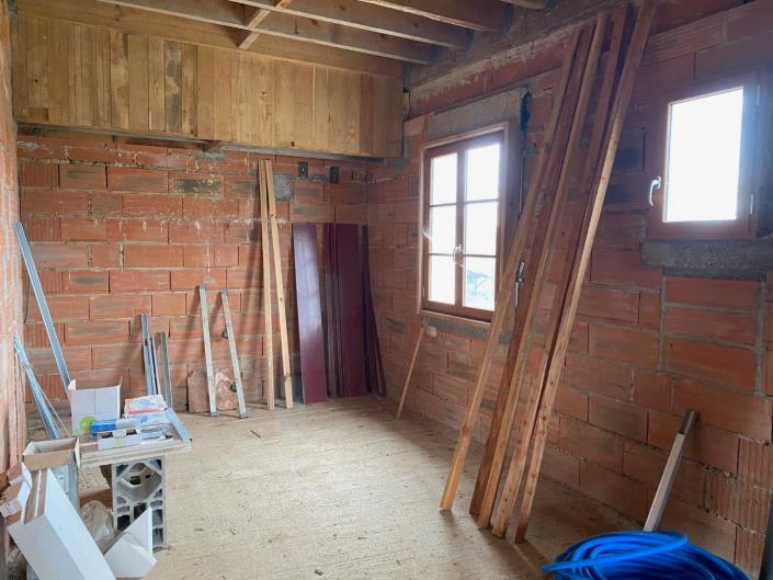 Image No.8-Maison / Villa de 4 chambres à vendre à Angoisse