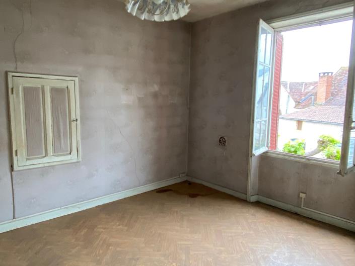 Image No.6-Maison de village de 3 chambres à vendre à Payzac