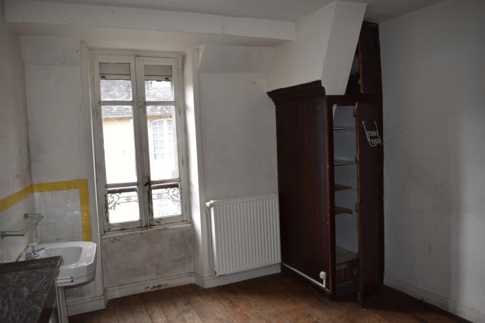 Image No.13-4 Bed Village House for sale