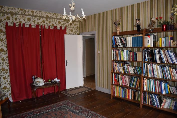 Image No.18-3 Bed Village House for sale