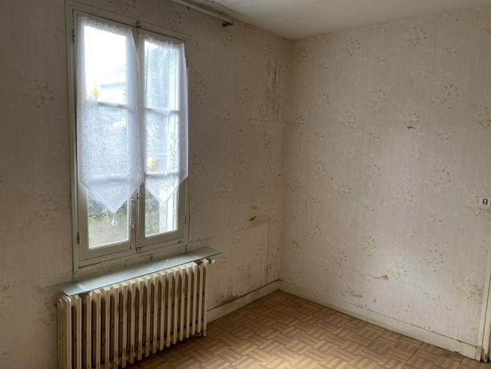 Image No.8-Maison de 2 chambres à vendre à Lubersac