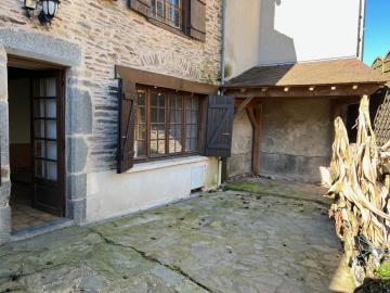 5960_immo_berthou_coussac_bonneval_maison_du_bourg_3_pieces_cour--25-