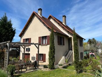 5964_immo_berthou_st_yrieix_la_perche_maison_renovee_jardin_grange_proche_commerce--1-