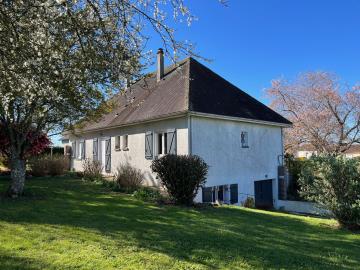 5966_jumilhac_le_grand_maison_plain_pied_jardin_garage_vue--31-