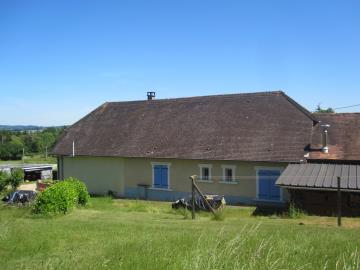 6002_berthou_immobilier_jumilhac_le_grand_fermette_puits_vue_terrain_bois--2-