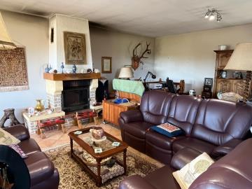 6002_berthou_immobilier_jumilhac_le_grand_fermette_puits_vue_terrain_bois--7-