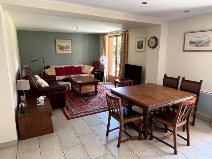 Image No.10-Maison de village de 3 chambres à vendre à Jumilhac-le-Grand