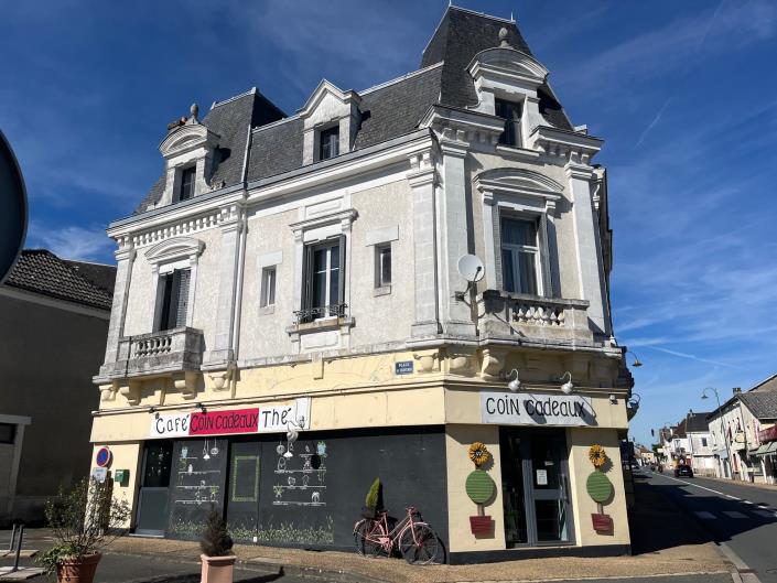 Image No.2-5 Bed Commercial for sale