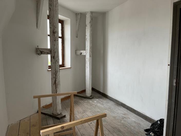 Image No.14-5 Bed Commercial for sale