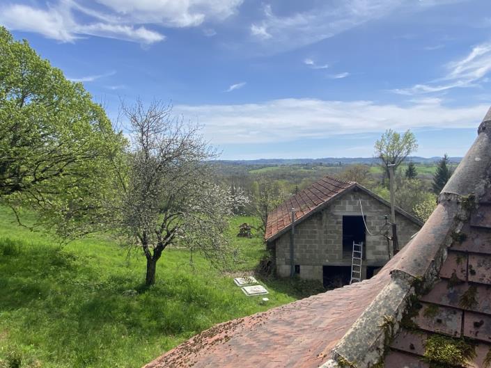 Image No.12-3 Bed Farmhouse for sale