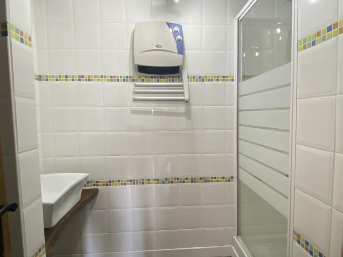 Image No.11-3 Bed Farmhouse for sale