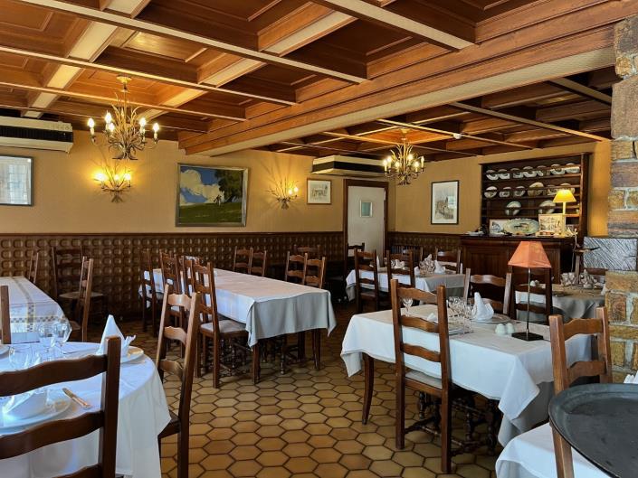 Image No.13-11 Bed House for sale