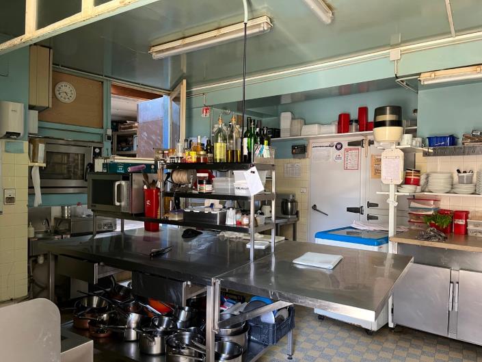 Image No.33-11 Bed House for sale