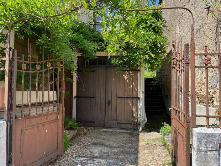 Image No.2-3 Bed Village House for sale