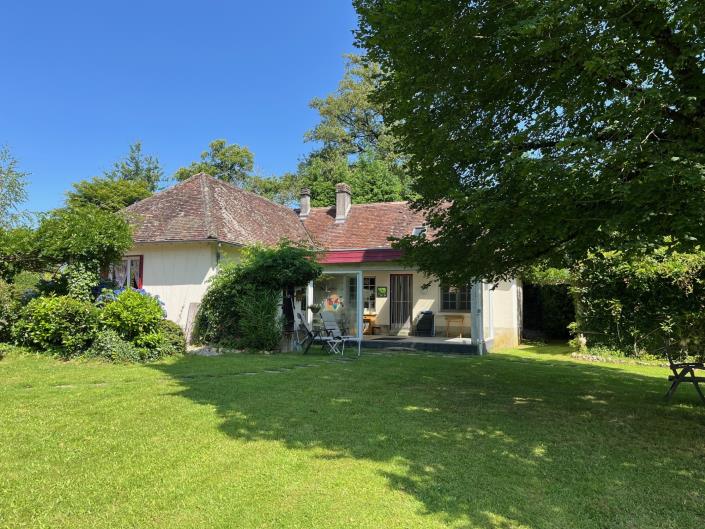 Image No.2-2 Bed Country Property for sale