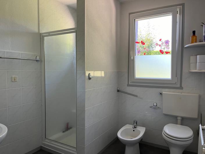 Image No.14-2 Bed Country Property for sale