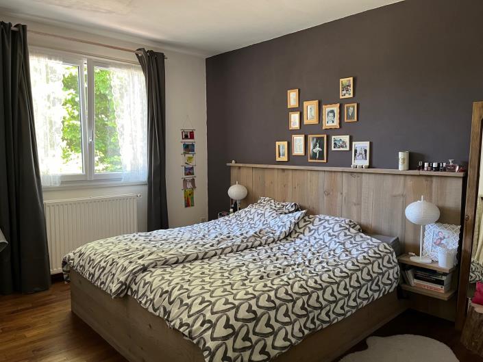 Image No.13-2 Bed Country Property for sale