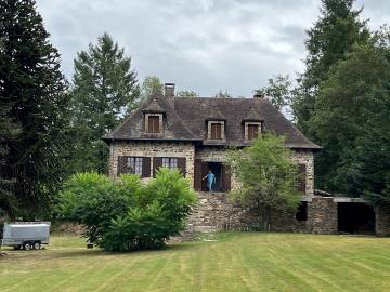 4 Bed Village House for sale