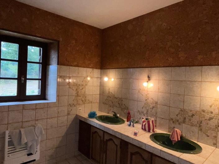 Image No.18-4 Bed Village House for sale