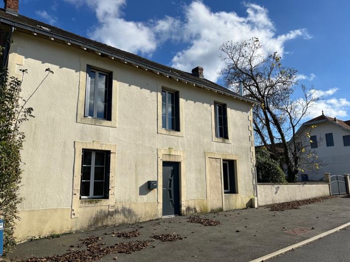 Image No.5-Maison de ville de 4 chambres à vendre à Payzac