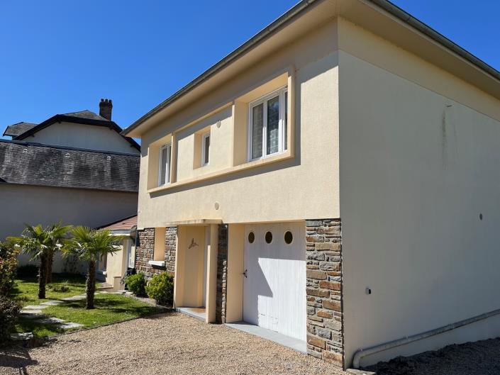 Image No.19-3 Bed Village House for sale