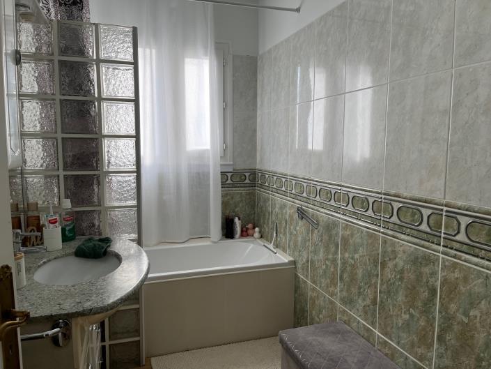 Image No.8-3 Bed Village House for sale