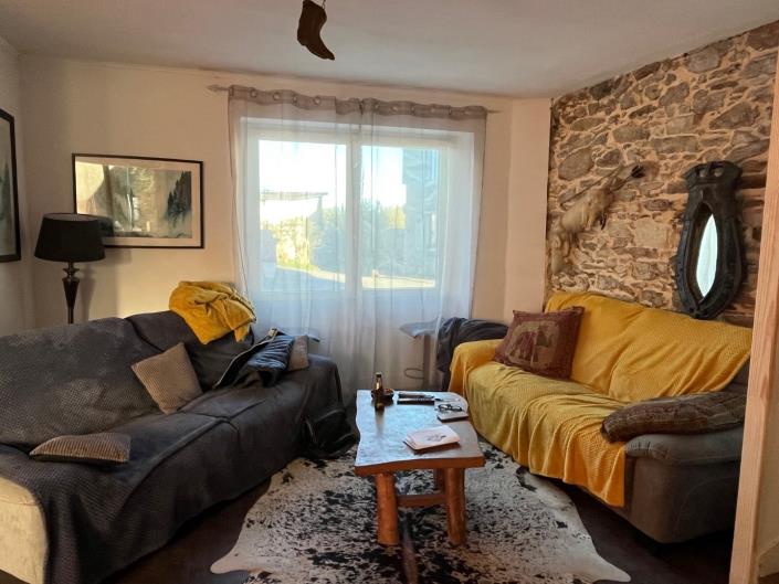 Image No.6-3 Bed Village House for sale