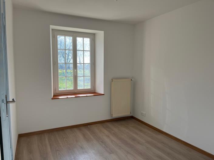 Image No.9-3 Bed Country Property for sale