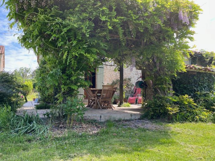 Image No.4-Maison de campagne de 4 chambres à vendre à Ribérac